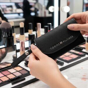 Tommy Hilfiger Black Credit Card Wallet